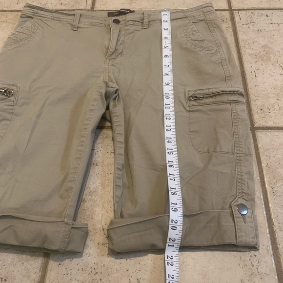Denver Hayes Mia Mid-Rise Cargo Shorts Size 12 - Khaki/Ta - Picture 8 of 8
